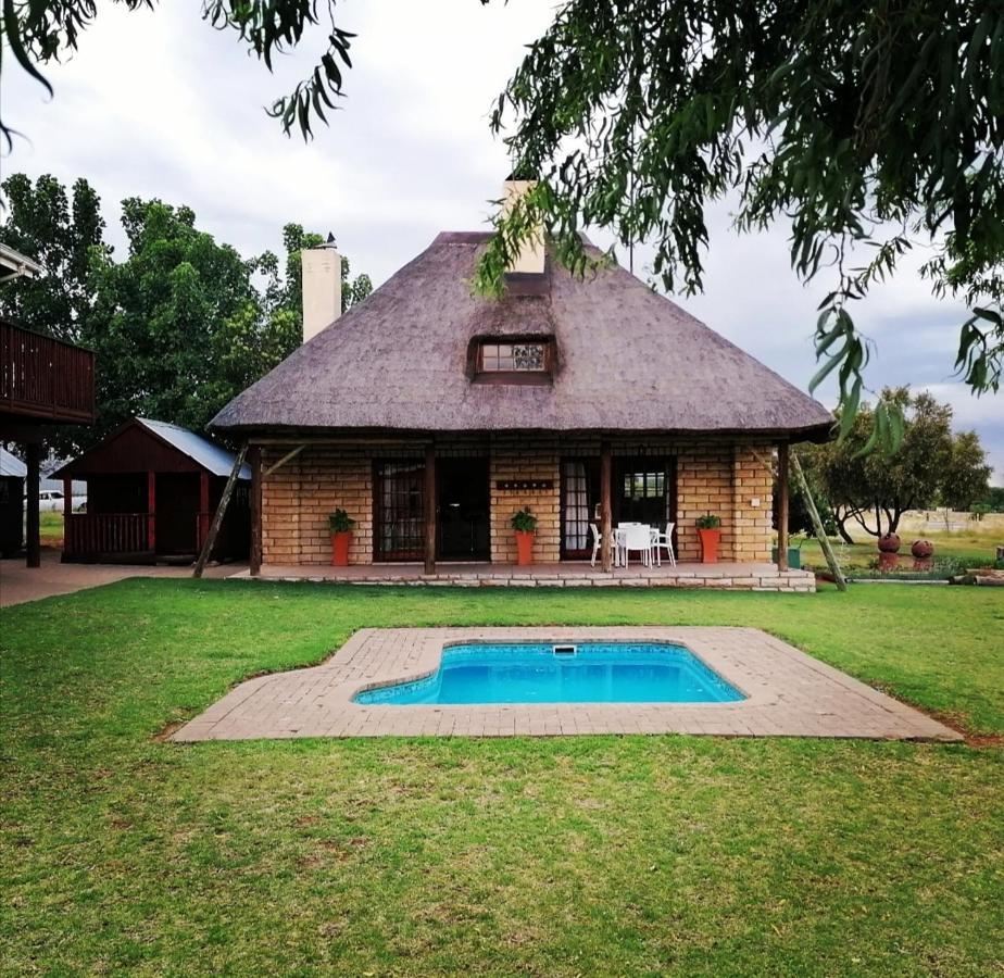 Safe Haven Guesthouse Bloemfontein Extérieur photo